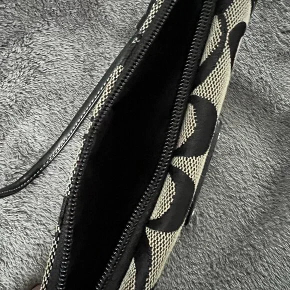 coach wristlet - Picture 5 of 7